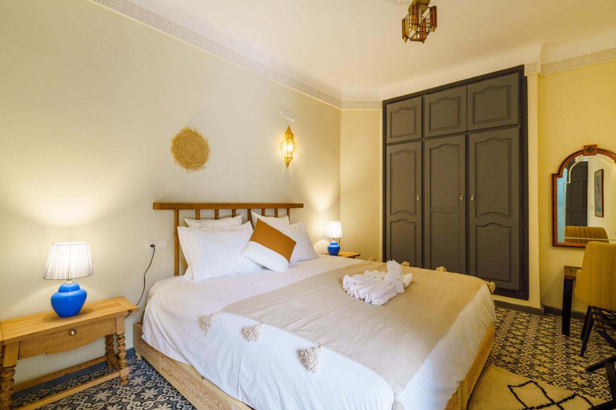 Riad 4 Chambres - Piscine & Petit Dejeuner Gratuit - Wifi Fibre Optique Marrakesh Exterior foto