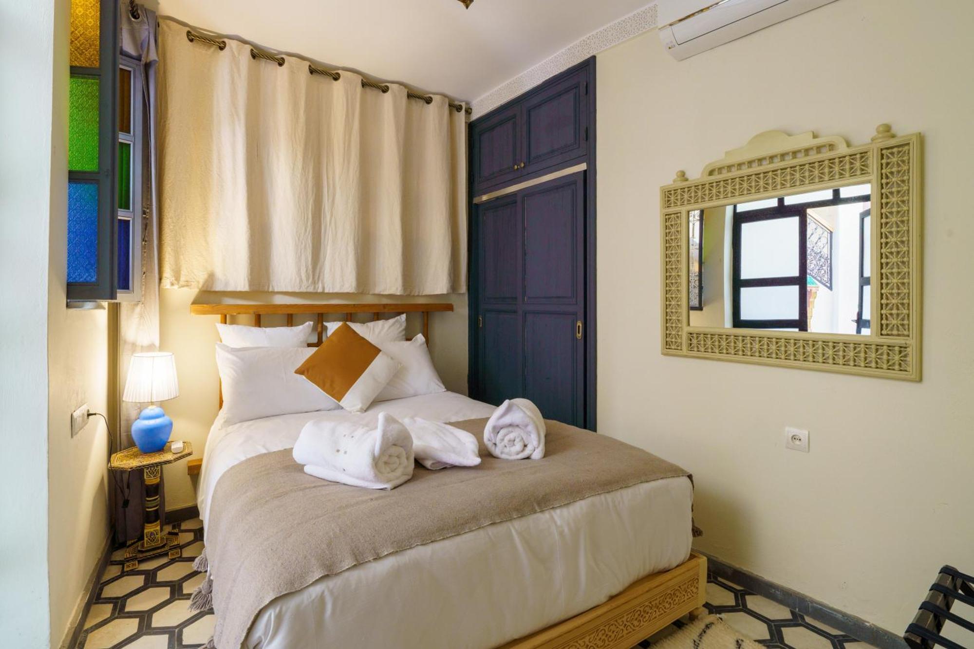 Riad 4 Chambres - Piscine & Petit Dejeuner Gratuit - Wifi Fibre Optique Marrakesh Exterior foto