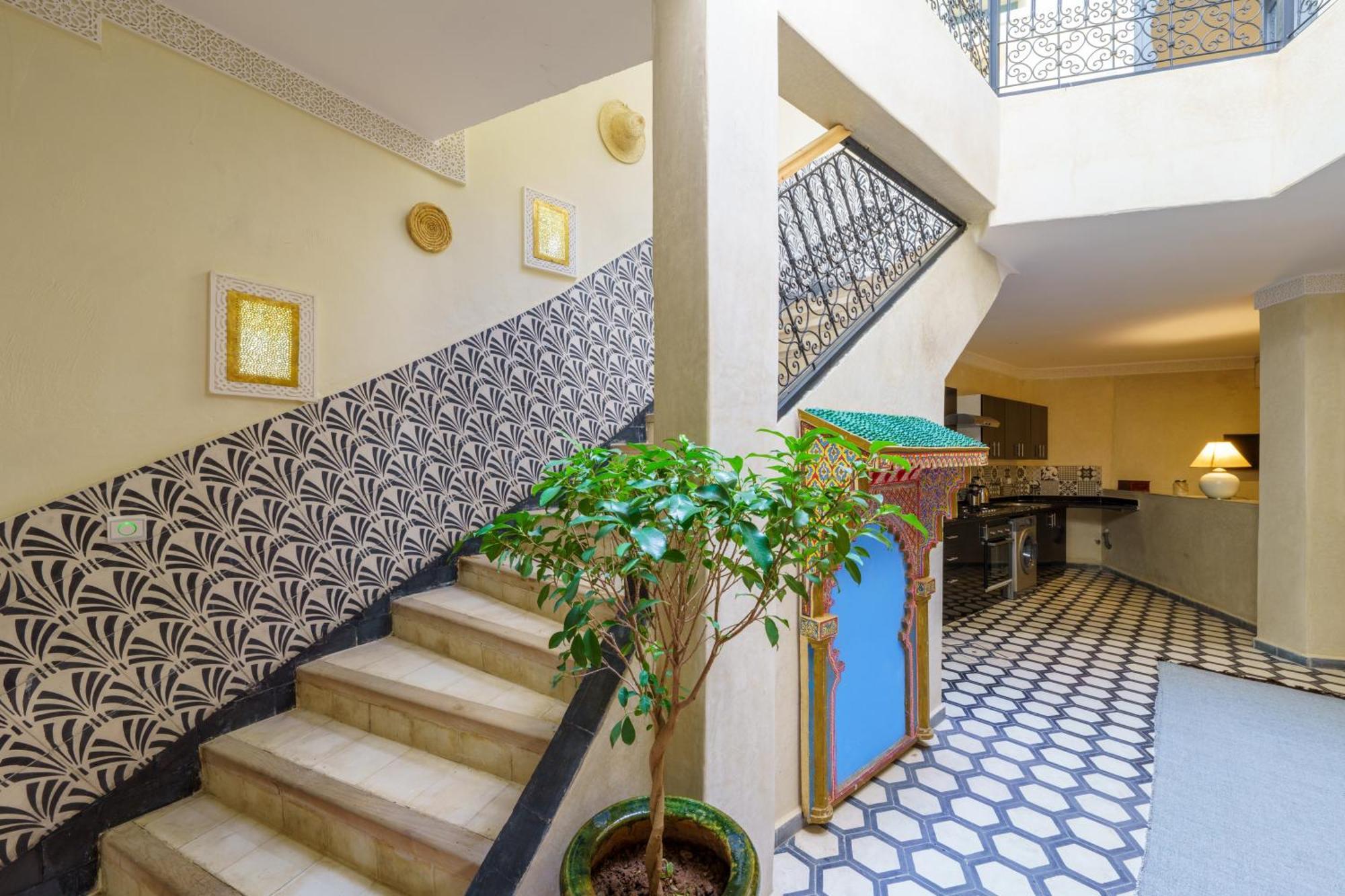 Riad 4 Chambres - Piscine & Petit Dejeuner Gratuit - Wifi Fibre Optique Marrakesh Exterior foto