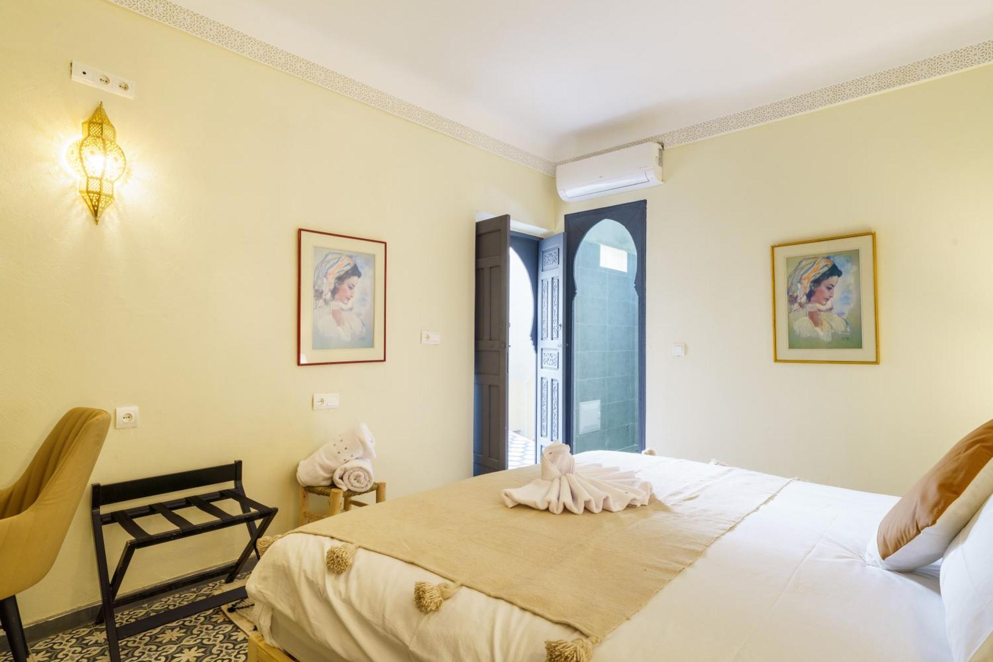 Riad 4 Chambres - Piscine & Petit Dejeuner Gratuit - Wifi Fibre Optique Marrakesh Exterior foto