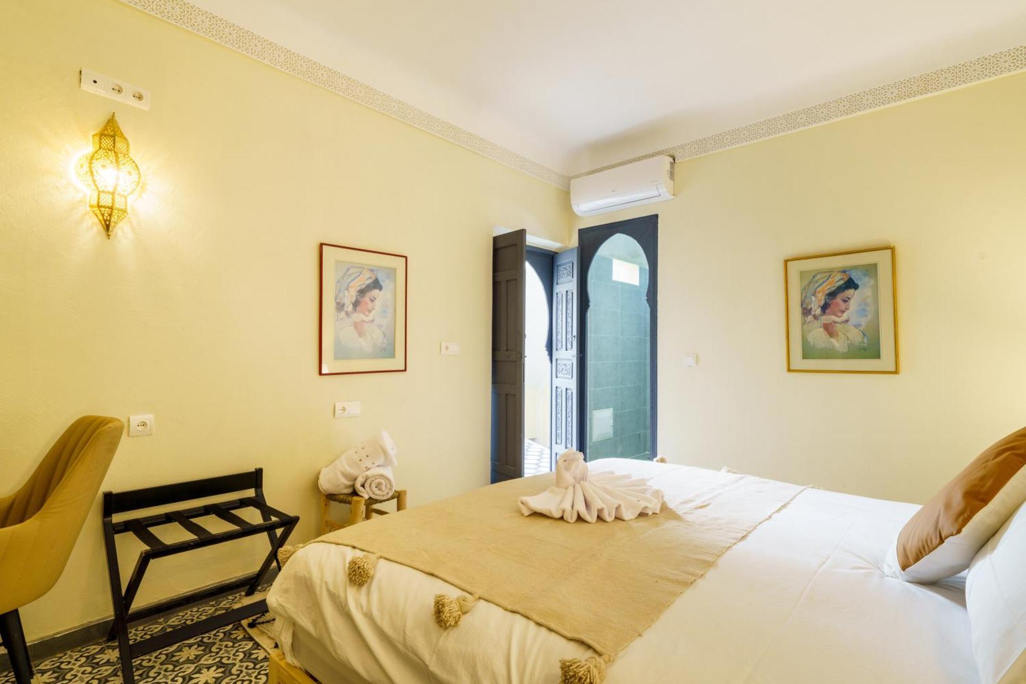 Riad 4 Chambres - Piscine & Petit Dejeuner Gratuit - Wifi Fibre Optique Marrakesh Exterior foto