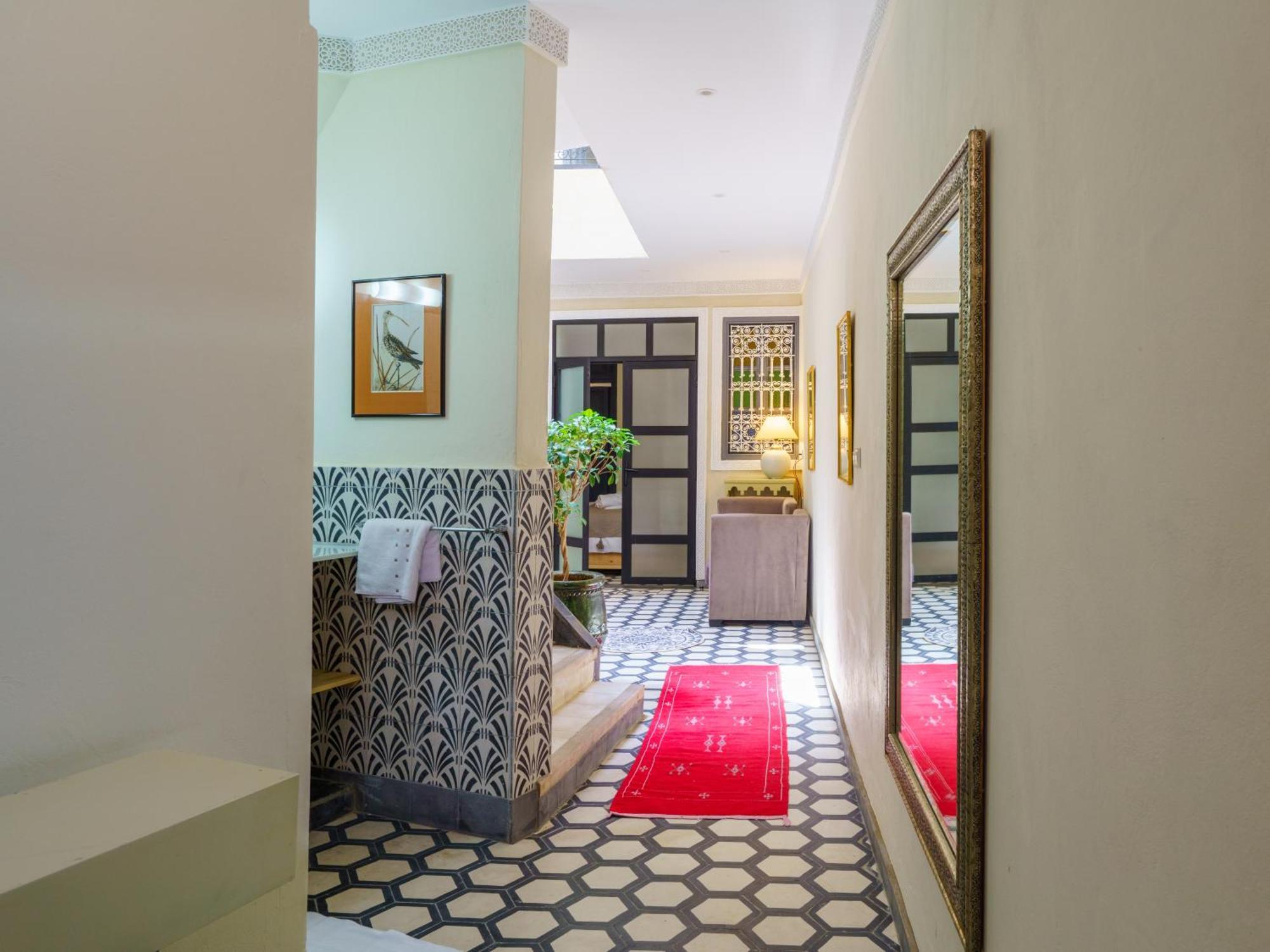 Riad 4 Chambres - Piscine & Petit Dejeuner Gratuit - Wifi Fibre Optique Marrakesh Exterior foto