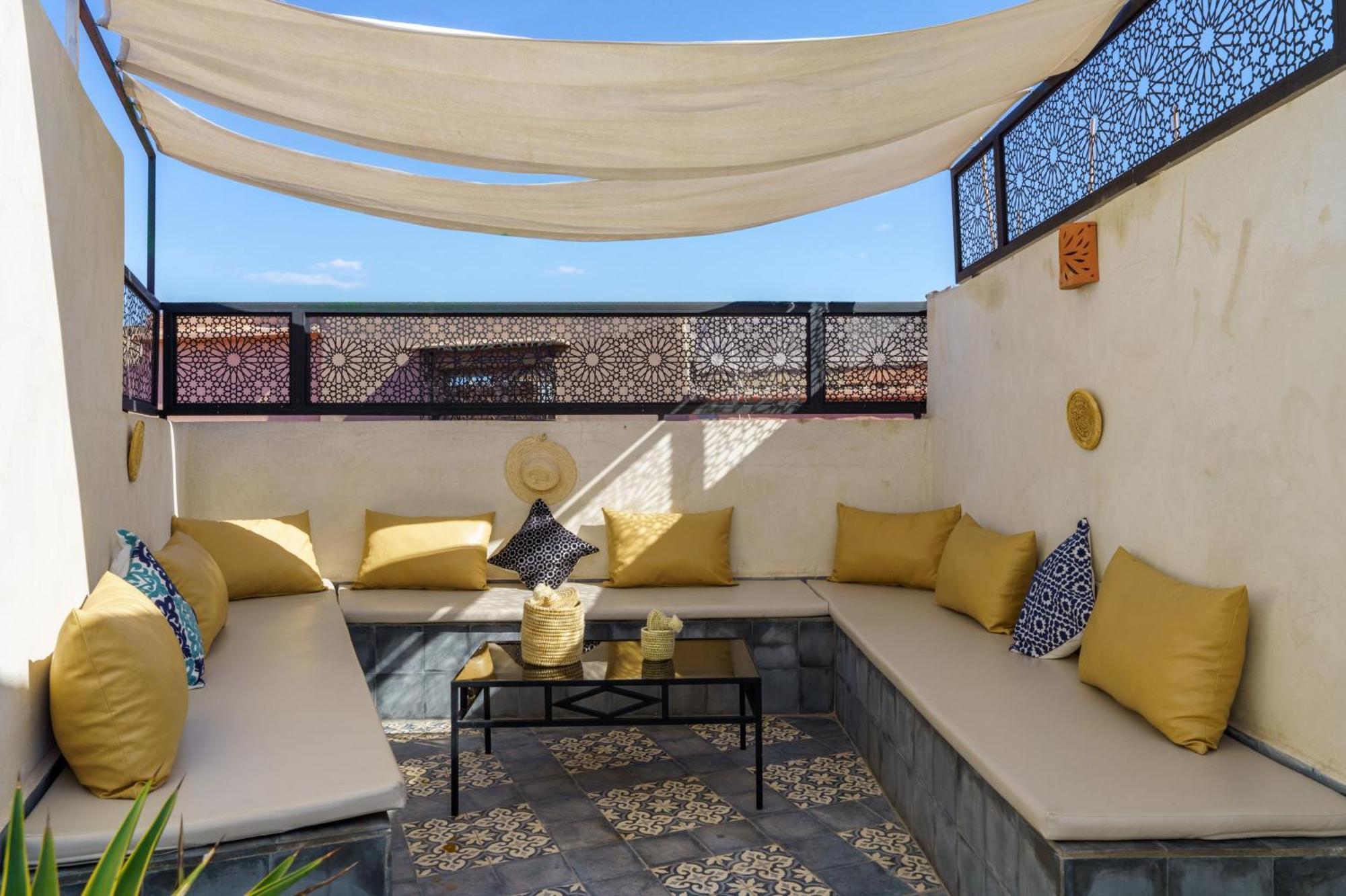 Riad 4 Chambres - Piscine & Petit Dejeuner Gratuit - Wifi Fibre Optique Marrakesh Exterior foto
