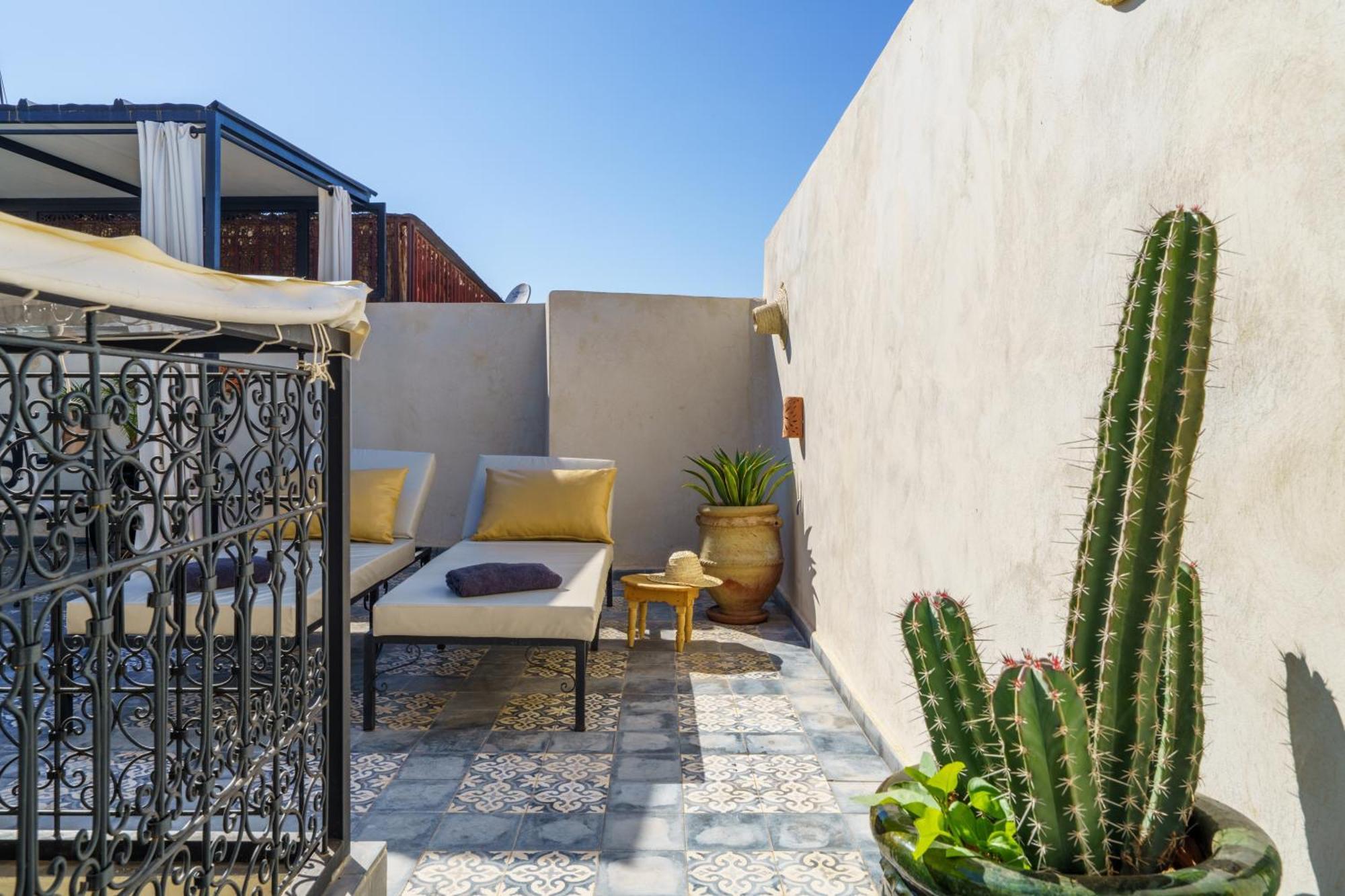 Riad 4 Chambres - Piscine & Petit Dejeuner Gratuit - Wifi Fibre Optique Marrakesh Exterior foto